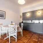 Royal Riviera Apartment